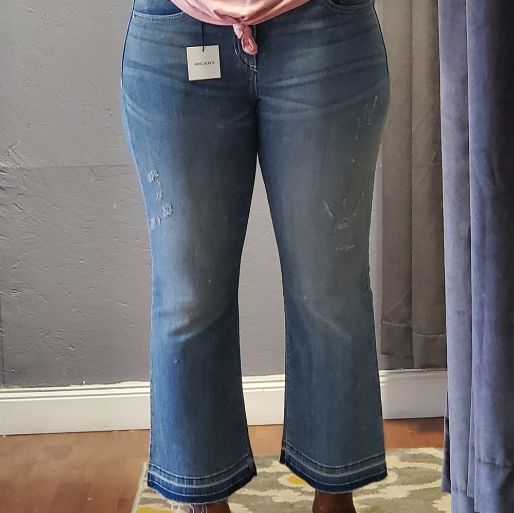 Sneak Peek Semi Flared Jeans